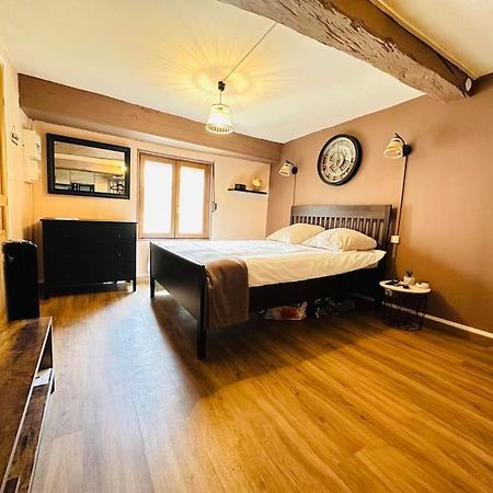 Appartamento Le Refuge Laon Esterno foto